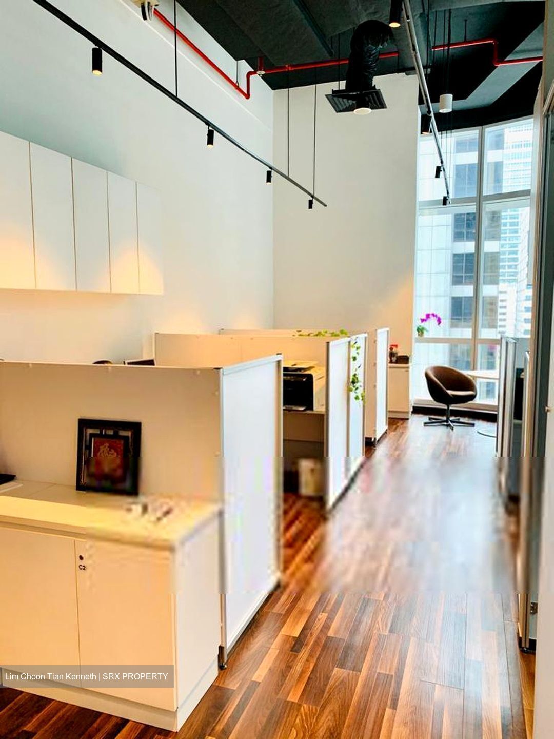 Sbf Center (D1), Office #463743151